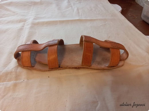 004 Pantofle.jpg